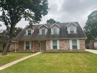 11719 Scottsdale Drive, Meadows Place, TX 77477