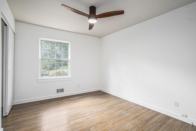 3390 Kenland SE Road, Smyrna, GA 30082