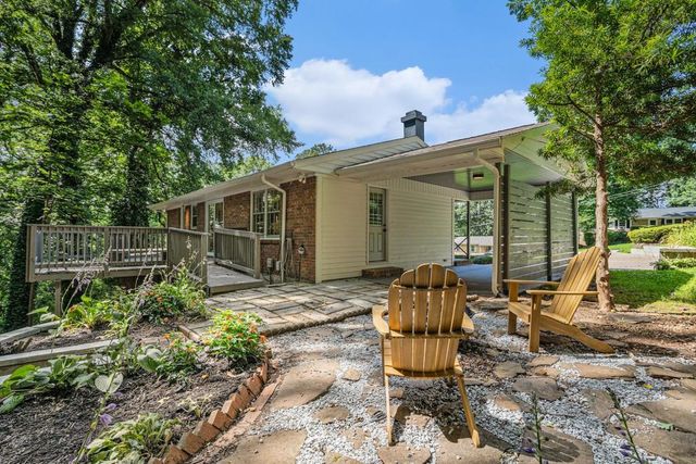 3390 Kenland SE Road, Smyrna, GA 30082