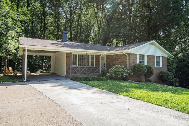 3390 Kenland SE Road, Smyrna, GA 30082