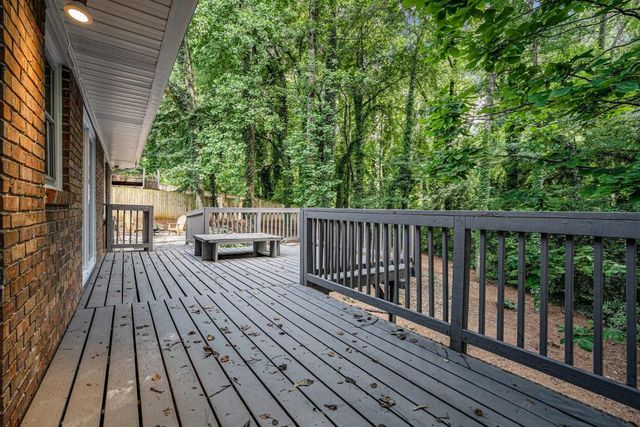 3390 Kenland SE Road, Smyrna, GA 30082
