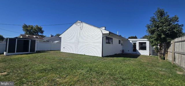 702 BEAUMONT RD, Fairless Hills, PA 19030