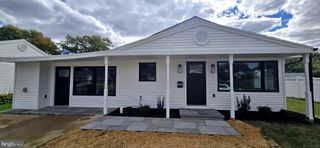 702 BEAUMONT RD, Fairless Hills, PA 19030