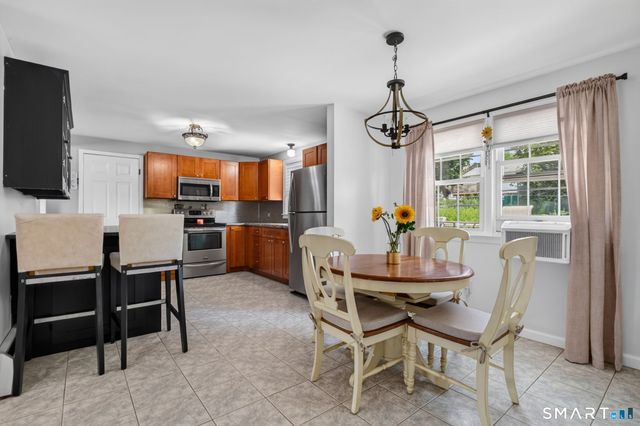 5 Beatrice Drive, North Haven, CT 06473