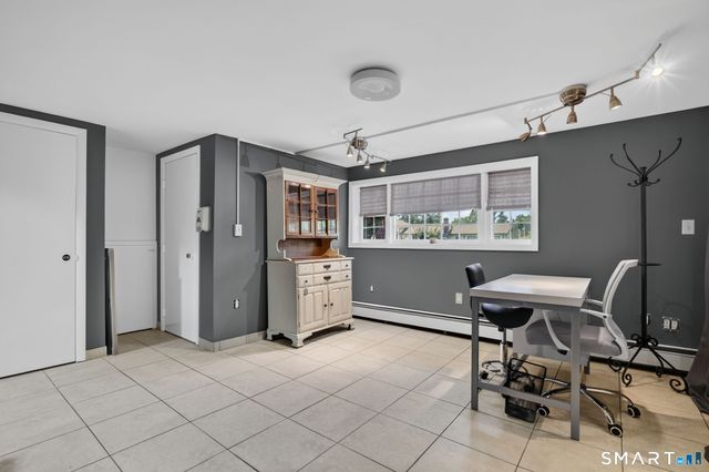 5 Beatrice Drive, North Haven, CT 06473