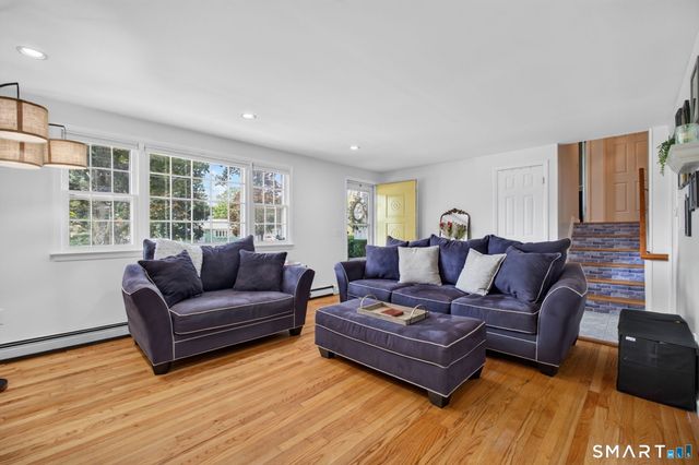 5 Beatrice Drive, North Haven, CT 06473