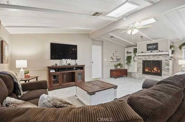 692 N Adele 50, Orange, CA 92867