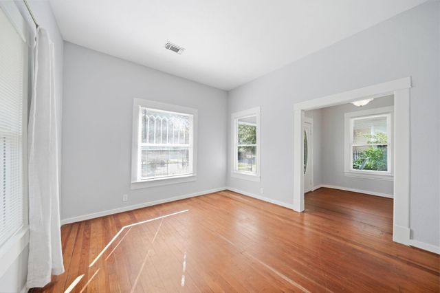 1247 Columbia Street, Houston, TX 77008