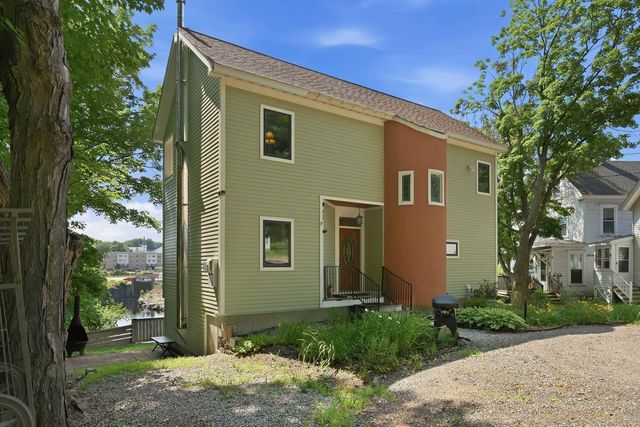 42 North Main Street, Boscawen, NH 03303
