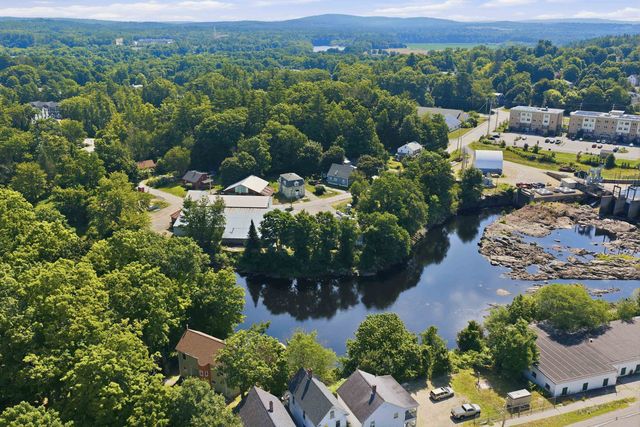 42 North Main Street, Boscawen, NH 03303