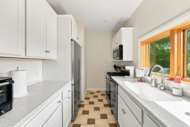42 North Main Street, Boscawen, NH 03303
