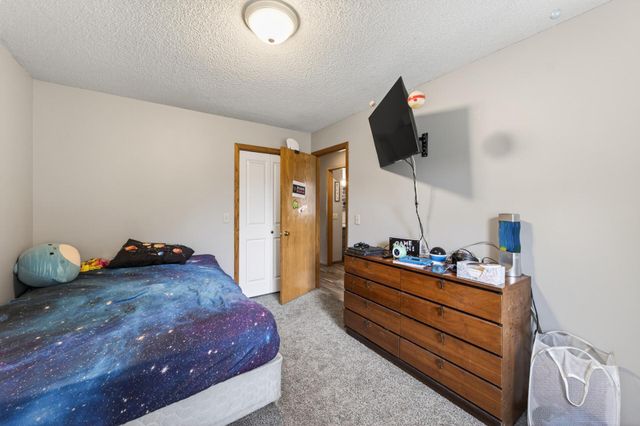 12515 Hummingbird Street NW, Coon Rapids, MN 55448