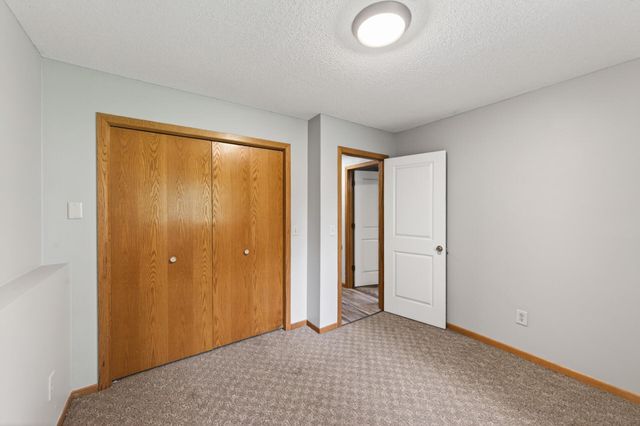 12515 Hummingbird Street NW, Coon Rapids, MN 55448