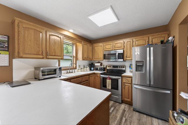 12515 Hummingbird Street NW, Coon Rapids, MN 55448