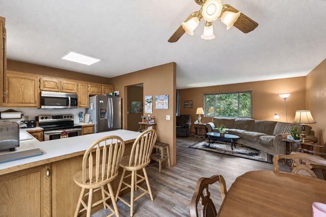 12515 Hummingbird Street NW, Coon Rapids, MN 55448