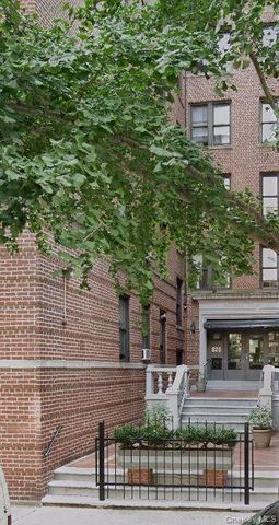 828 Gerard Avenue 2E, Bronx, NY 10451