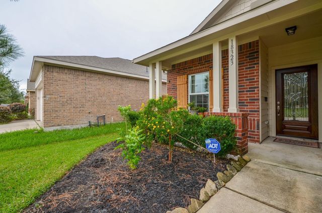 18323 Tuscana Shores Drive, Cypress, TX 77433