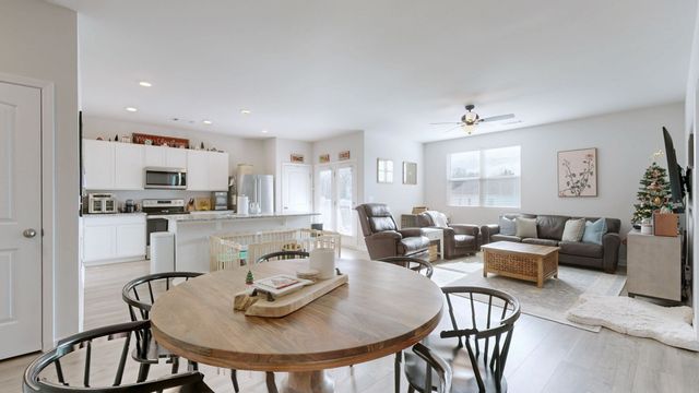 136 Olivia Cir, Chapel Hill, TN 37034