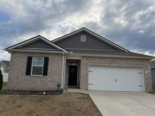 136 Olivia Cir, Chapel Hill, TN 37034