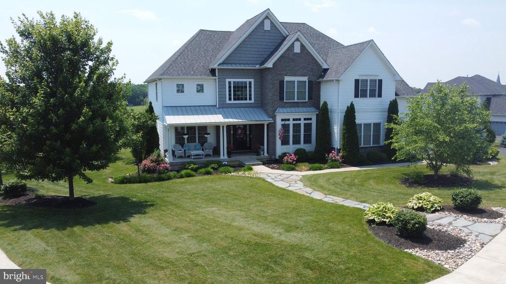 4323 SARATOGA DR, Bethlehem, PA 18020