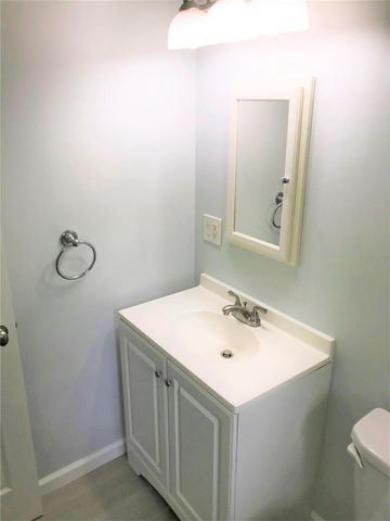 2541 FLOYD STREET, Sarasota, FL 34239