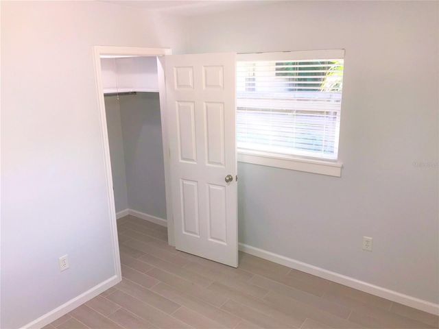 2541 FLOYD STREET, Sarasota, FL 34239