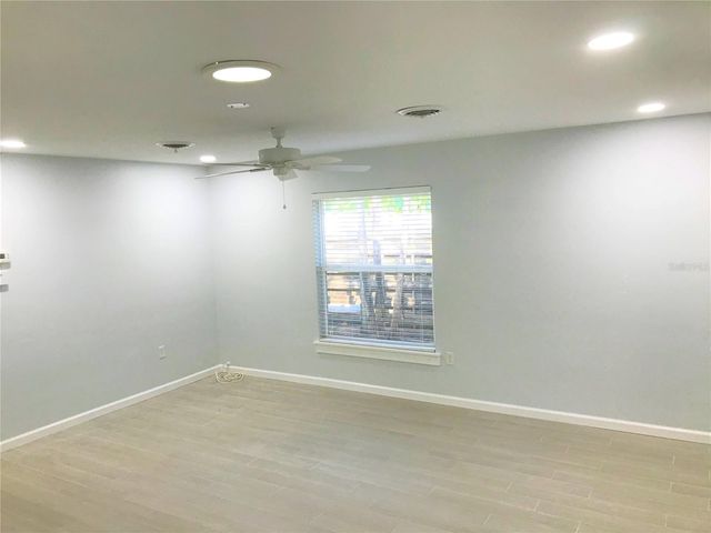 2541 FLOYD STREET, Sarasota, FL 34239