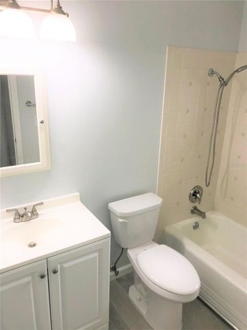 2541 FLOYD STREET, Sarasota, FL 34239