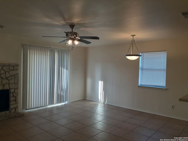 5322 MEDICAL DR E101, San Antonio, TX 78240
