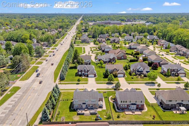 1977 Hazel Nut Lane, Troy, MI 48085