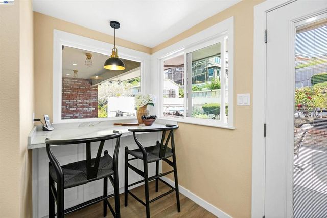 18522 Madison Ave, Castro Valley, CA 94546