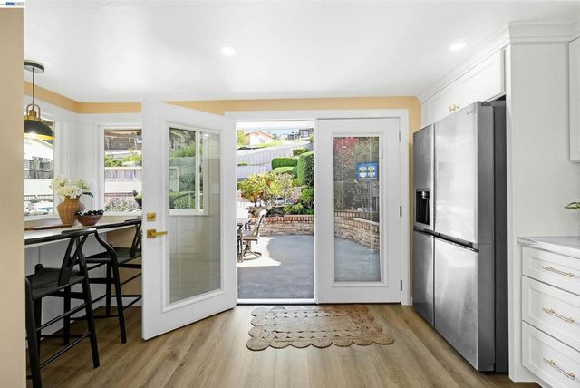 18522 Madison Ave, Castro Valley, CA 94546