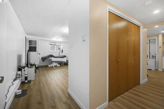 18522 Madison Ave, Castro Valley, CA 94546