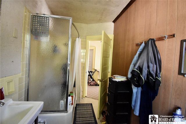 20 Meadow Lane, Jamestown, NY 14701