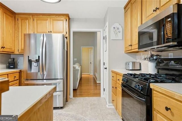 285 Hidden Branches Trail, Canton, GA 30115