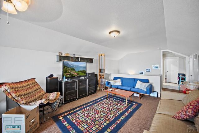 3012 Prairie Hawk, Pueblo, CO 81005