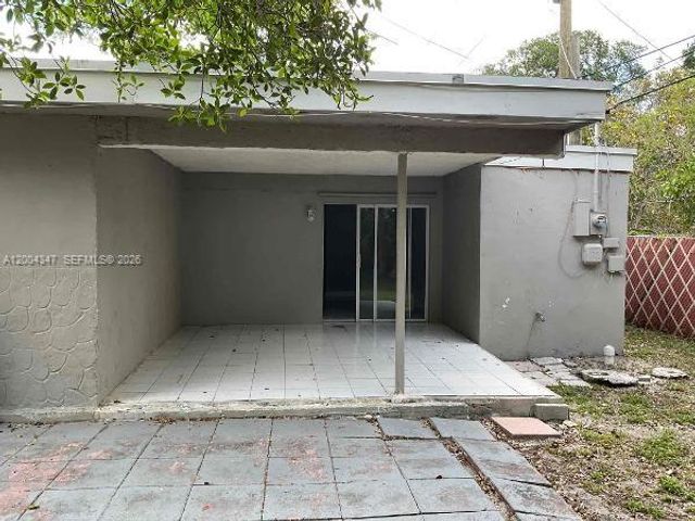 1389 SW 24th Ave, Fort Lauderdale, FL 33312