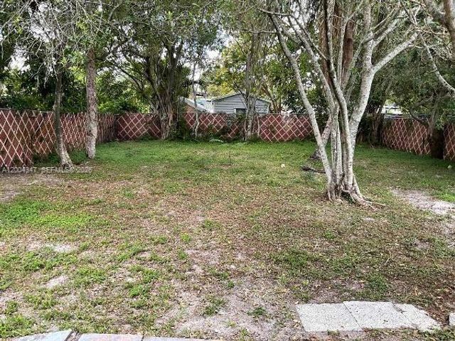 1389 SW 24th Ave, Fort Lauderdale, FL 33312