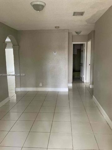 1389 SW 24th Ave, Fort Lauderdale, FL 33312