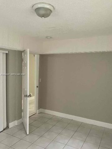 1389 SW 24th Ave, Fort Lauderdale, FL 33312