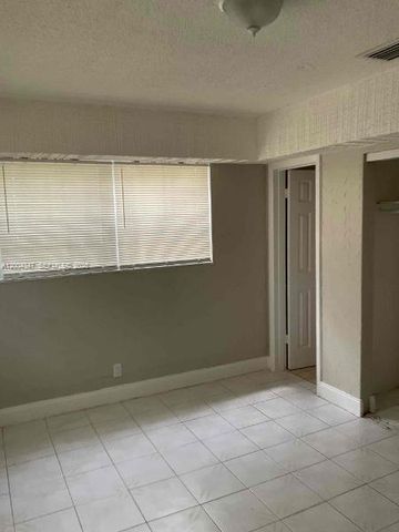 1389 SW 24th Ave, Fort Lauderdale, FL 33312