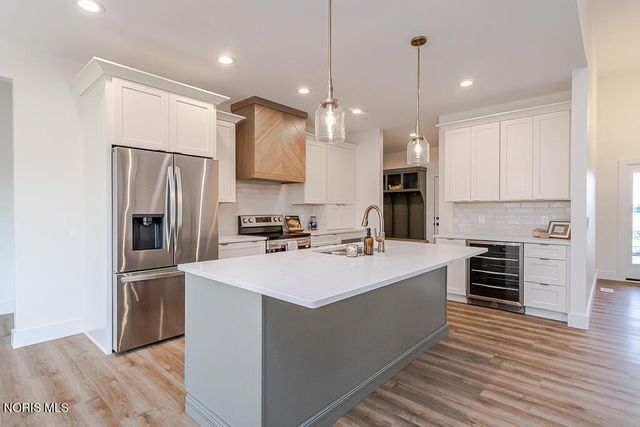 9024 Driftwood Court, Sylvania, OH 43560