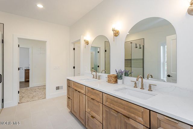 9024 Driftwood Court, Sylvania, OH 43560