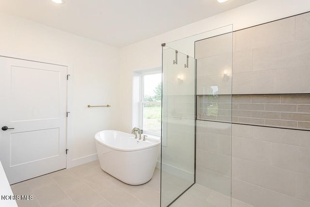 9024 Driftwood Court, Sylvania, OH 43560