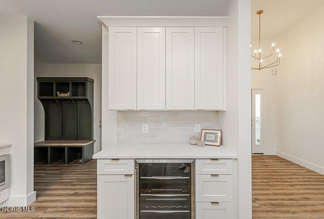 9024 Driftwood Court, Sylvania, OH 43560