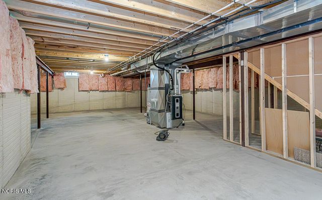 9024 Driftwood Court, Sylvania, OH 43560