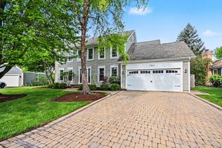 17364 W Westwind Drive, Gurnee, IL 60031