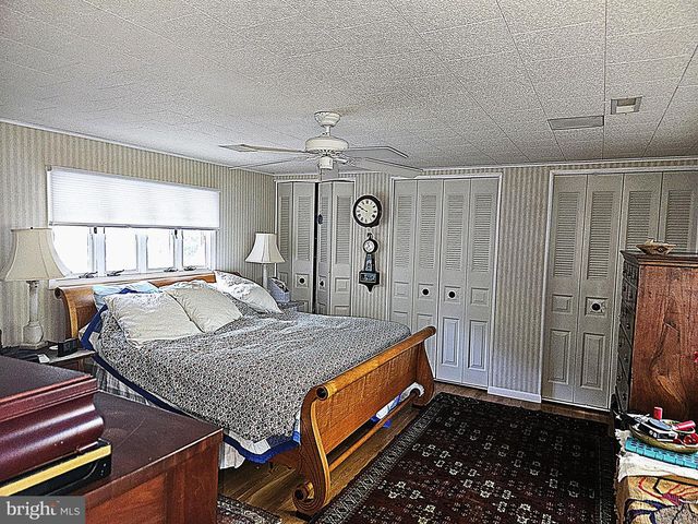 15 PINEWATER DR, Harbeson, DE 19951