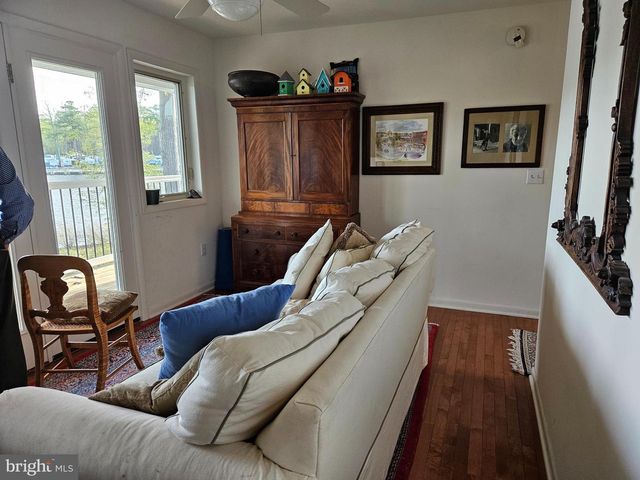15 PINEWATER DR, Harbeson, DE 19951