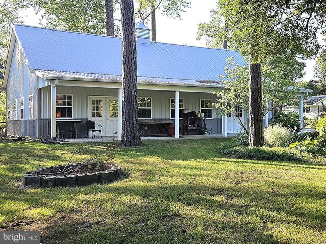 15 PINEWATER DR, Harbeson, DE 19951